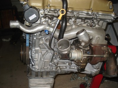 Exhaust side: Manifold and turbo