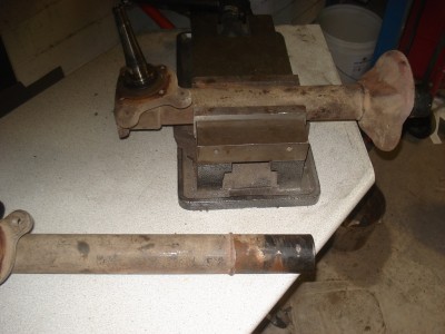 struts-01.jpg (265.32 KiB) Viewed 14209 times Deeply score the perch slightly above the weld